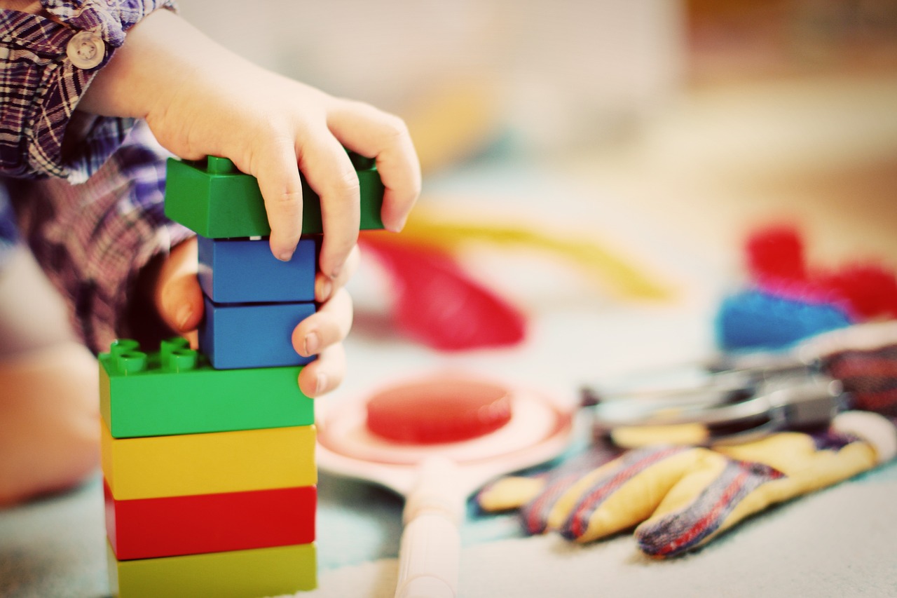 Die Wichtigkeit von Hobbys und künstlerischen Aktivitäten für die Entwicklung und Verbesserung der Fähigkeiten bei Kindern